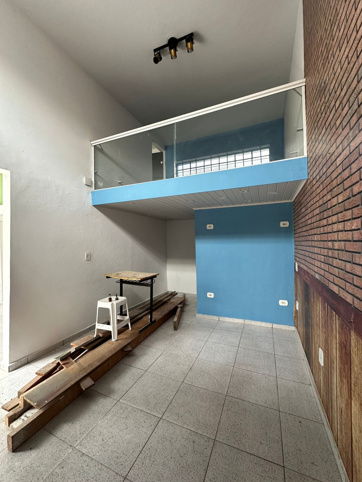 Box 18 – Centro Comercial de Pindamonhangaba Box 18 – Centro Comercial de Pindamonhangaba