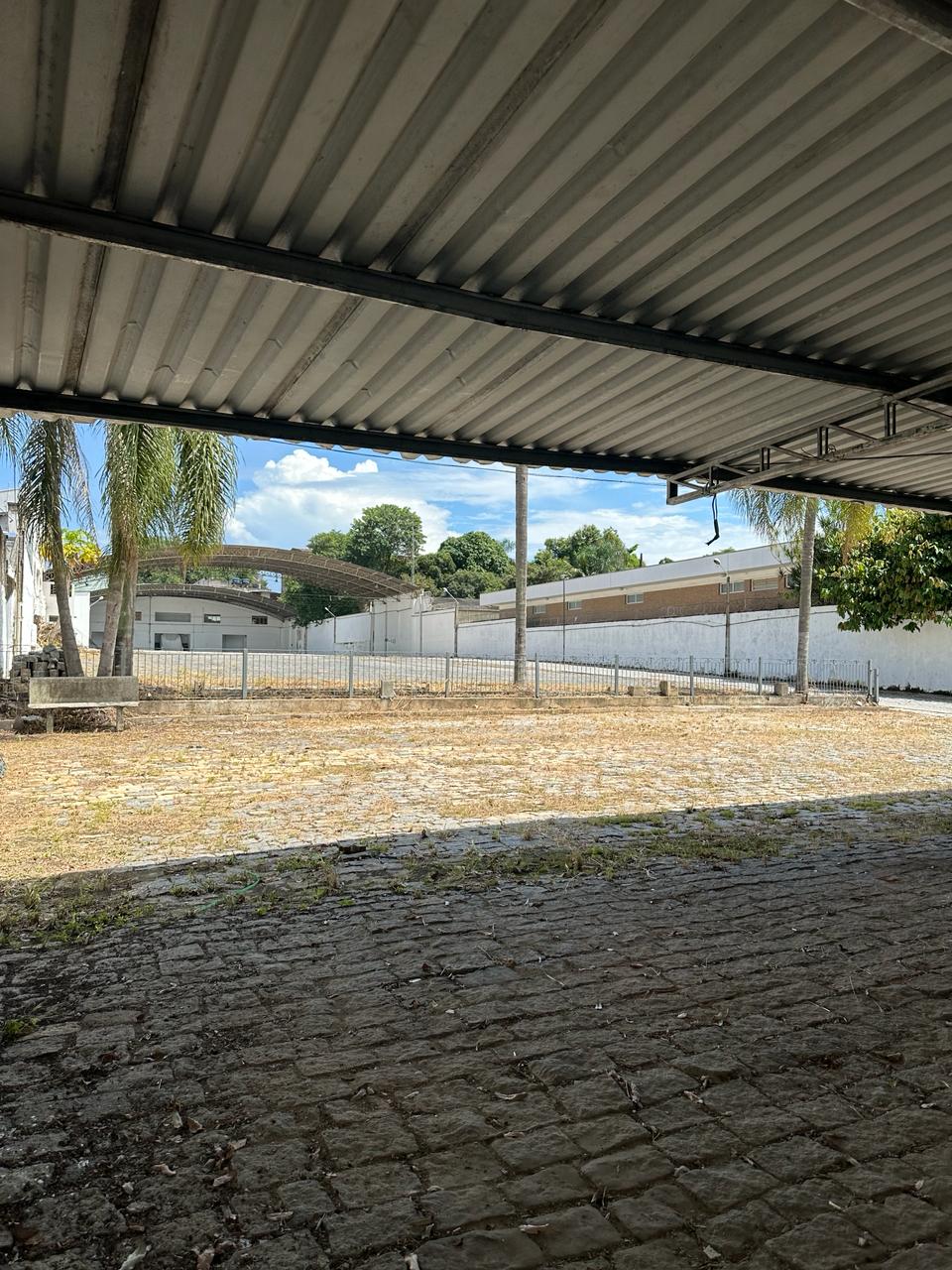 Locação em Rua Estratégica de Pindamonhangaba Locação em Rua Estratégica de Pindamonhangaba