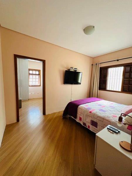 Casa em Pindamonhangaba com 3 quartos Casa em Pindamonhangaba com 3 quartos